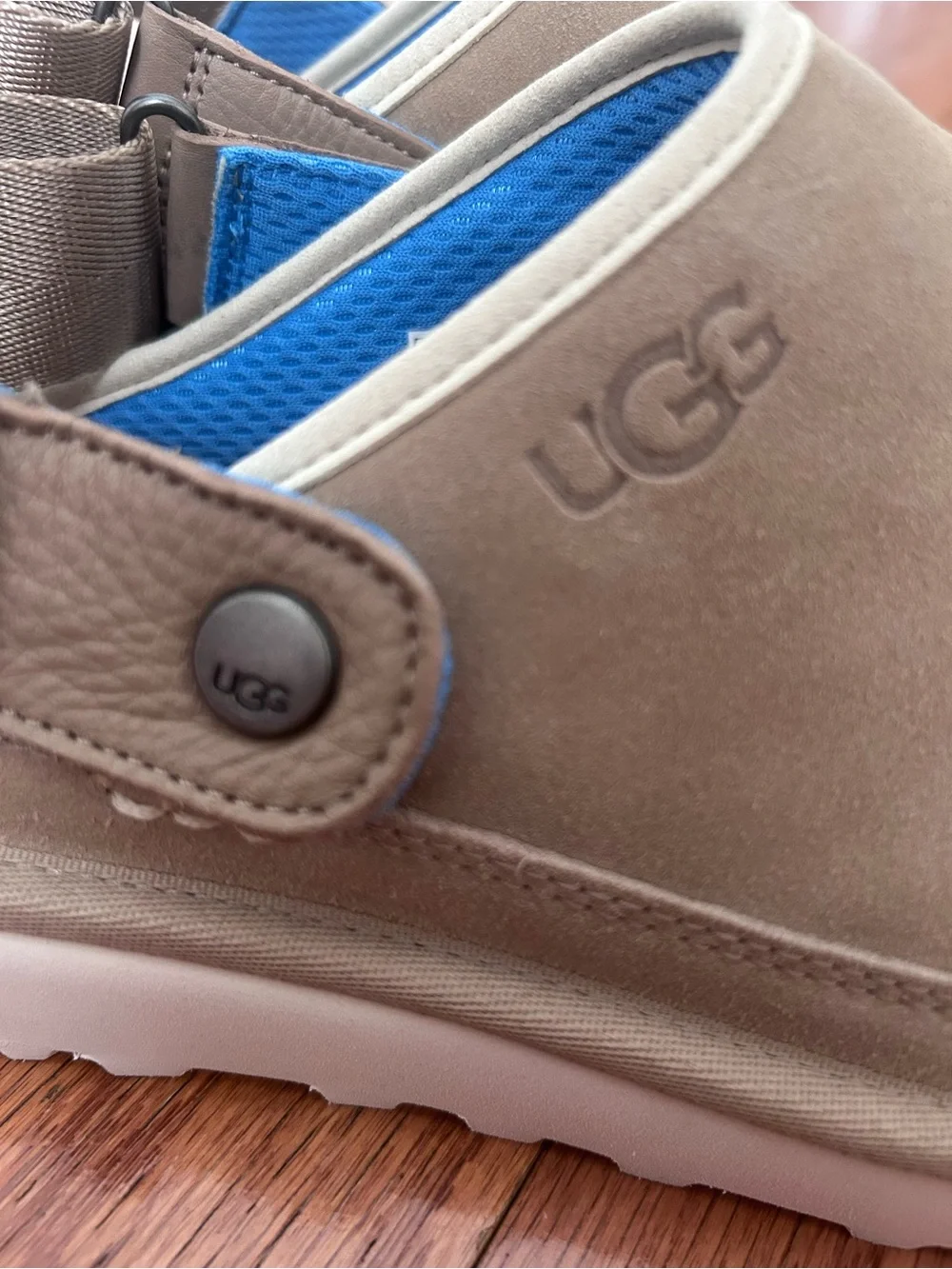 UGG Men's Goldencoast Slingback Clog Sandals Sand Suede, Size 9